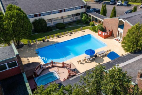 Fireside Inn & Suites Waterville